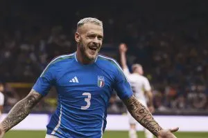 Men'S Authentic Italy Home Soccer Jersey Shirt 2024 - Top Soccer Jerseys: Fan &Amp; Player Versions | Goalkits.net