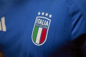 Men'S Authentic Italy Home Soccer Jersey Shirt 2024 - Top Soccer Jerseys: Fan &Amp; Player Versions | Goalkits.net