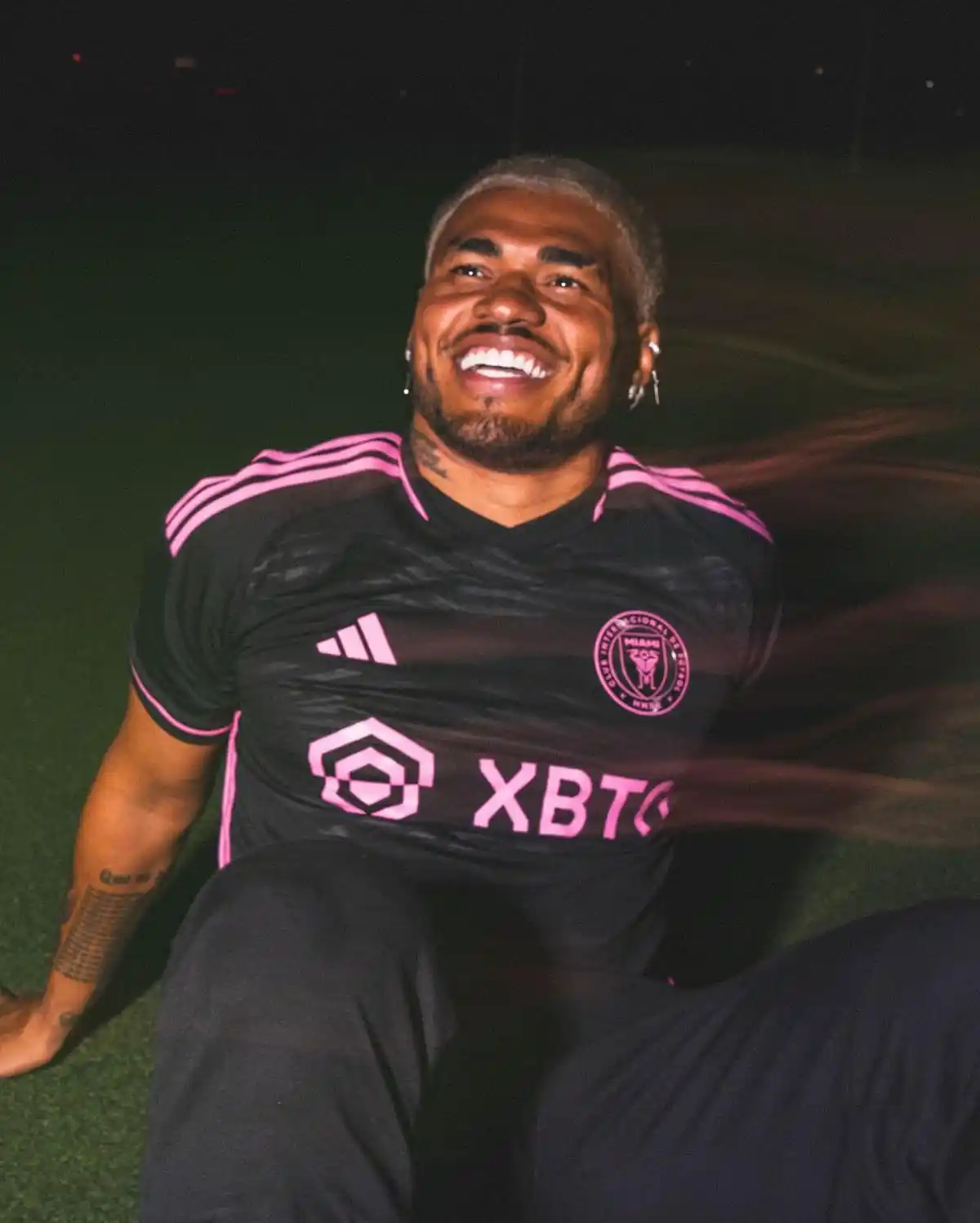 Inter_Miami_2023_2024_Away_Kit (7).Jpg