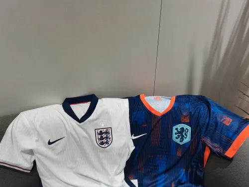 Men's  England Home Soccer Jersey Shirt 2024 photo review